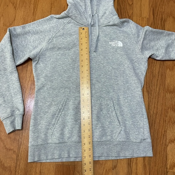 The North Face Women’s Grey Hoodie Size Large Kangaroo Pocket - Picture 13 of 15